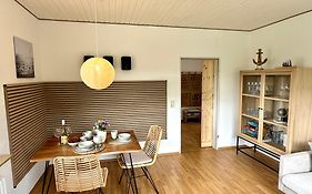 Deichkoje12 Direkt Am Eiderdeich Nur 7 Km Bis Zur Nordsee Und 20 Min Bis Sankt Peter Ording